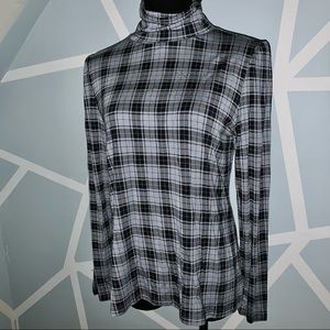 CLOSET CLEAR OUT !ANN TAYLOR PLAID TURTLE NECK